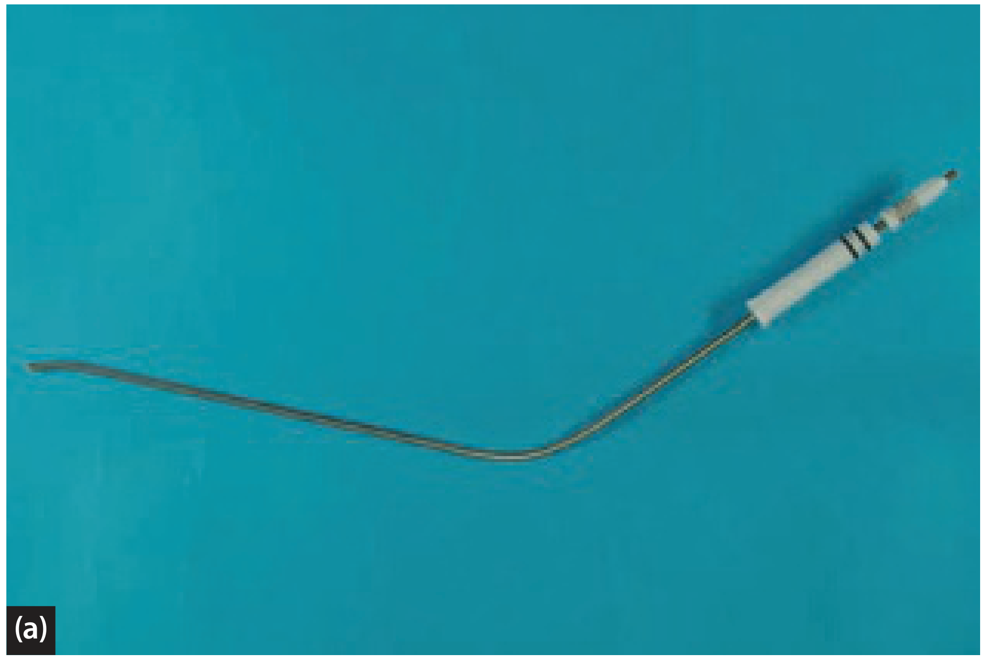 Microdebrider - laryngeal blade for powered papilloma debridement